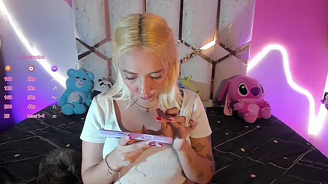 Amanda_klaire webcam