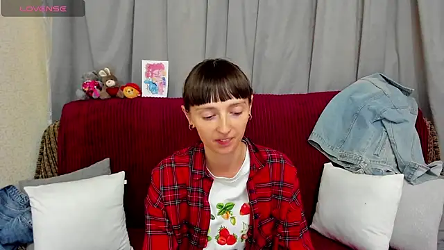 TayanaJons webcam