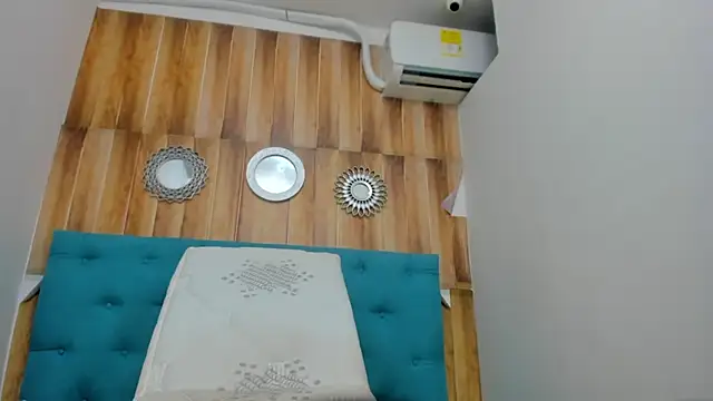 milky_emma18 webcam