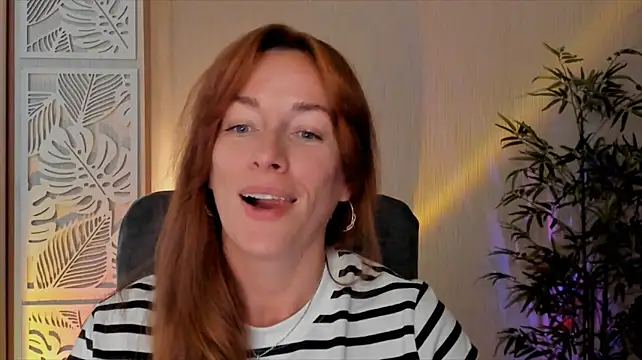 RebeccaMartinez webcam