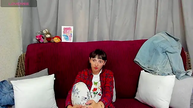 TayanaJons webcam