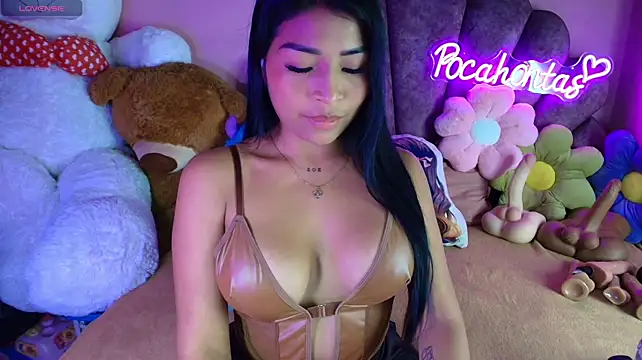 Pocahontascute_33 webcam