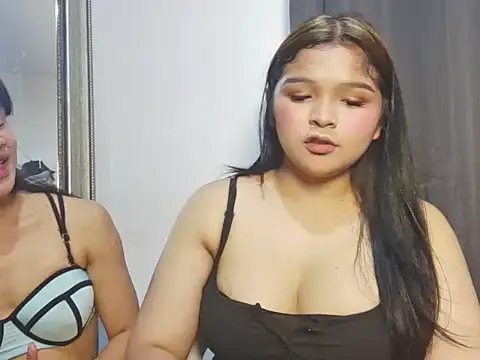 AsianPinayBigBusty webcam