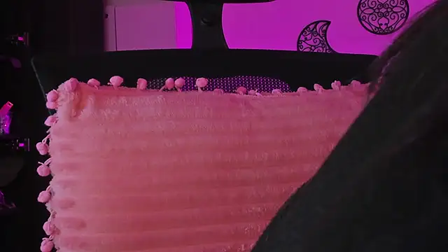 TokyoHaskel live cam on StripChat
