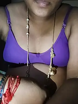 tamil_swathii webcam