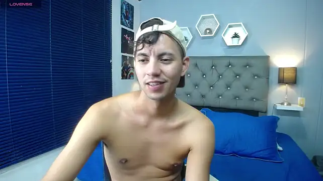 xxx_thesupercum_ webcam