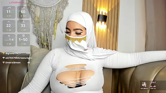 lili_starxoxo live cam on StripChat