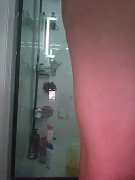 sexhause20 webcam