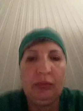 BellaBlum777 webcam
