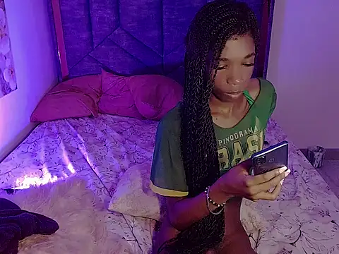 Little_ebonyx webcam
