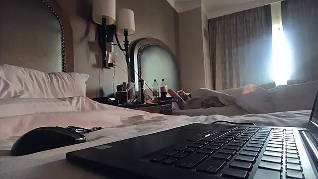 J-Dubb webcam