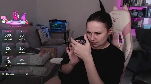 SexyWitch_666 webcam