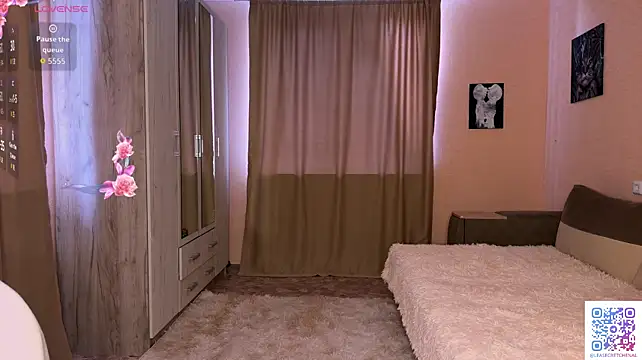 PlayfulLea