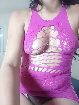 alma_gemea_724 webcam