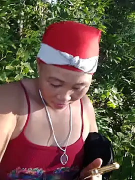 NyloveSquirt webcam