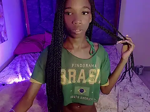 Model: Little_ebonyx