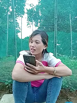 gogo-min webcam