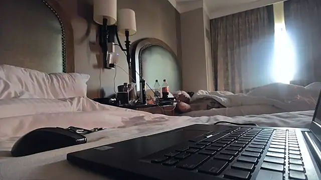 J-Dubb webcam