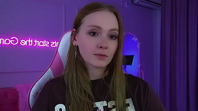 AgataFoxley webcam
