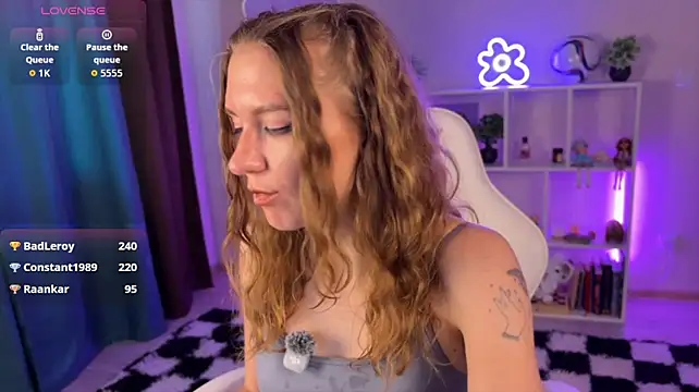 KellySunn webcam