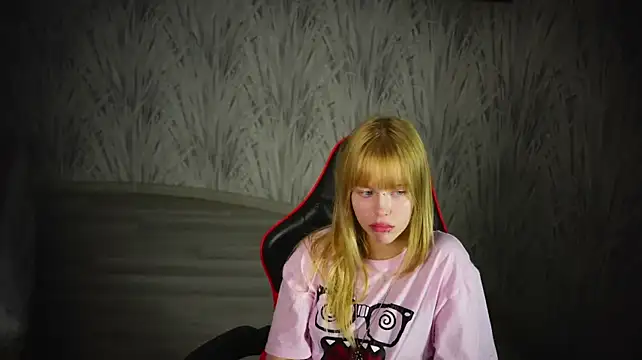 AthenaElsayedl webcam