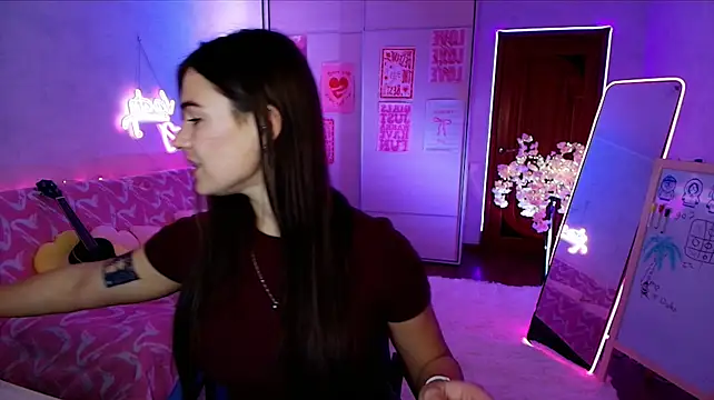 luna_lust_212 webcam