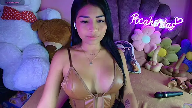 Pocahontascute_33 webcam