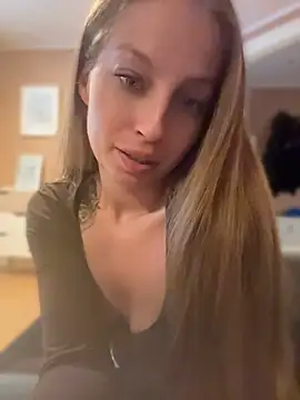 Mrs_Mr_007 webcam