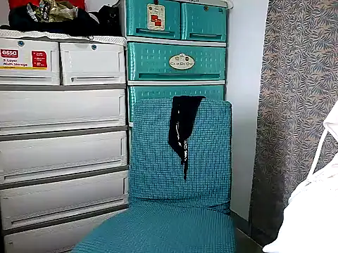 nhayasquirt webcam