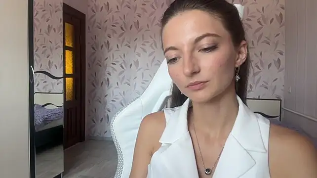 DanielleRaczak webcam