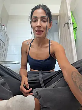 Vicky_luxe