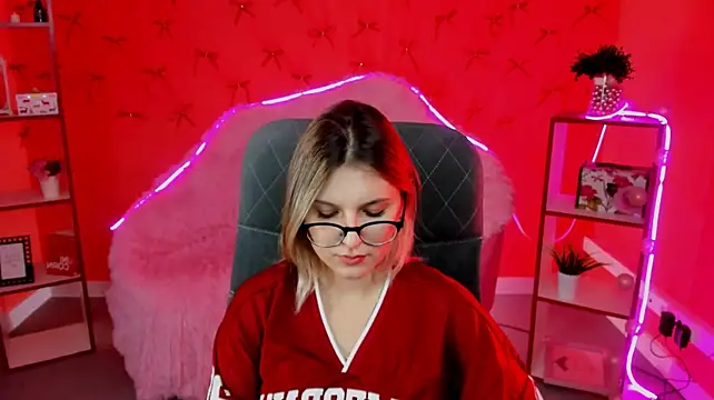LeslieBloom webcam
