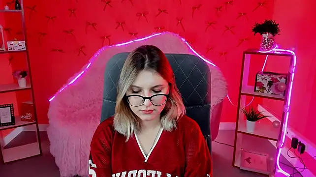 LeslieBloom webcam
