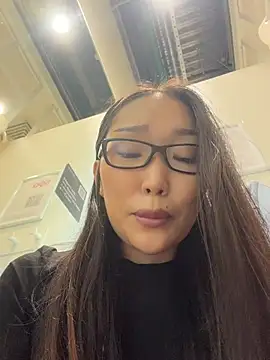 trytomakememoam webcam