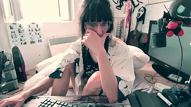 CeriseLapine webcam