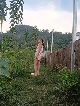 Linda-yiyi webcam