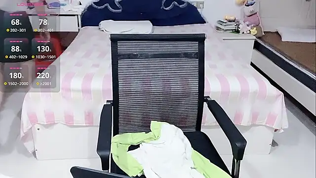 miaomiao-99 webcam