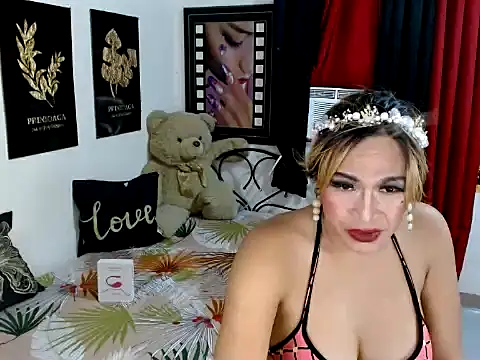 UrhotGoddess webcam