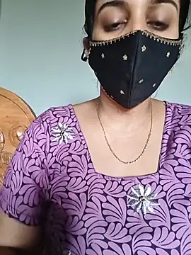 Tamil_shalini live cam on StripChat
