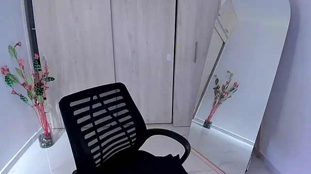 Adele_Sweett webcam
