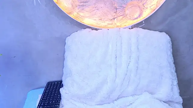 abril_collinz webcam
