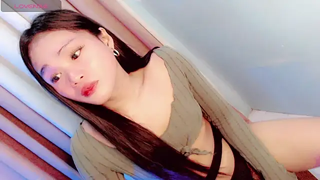 Amomentoflust202 webcam