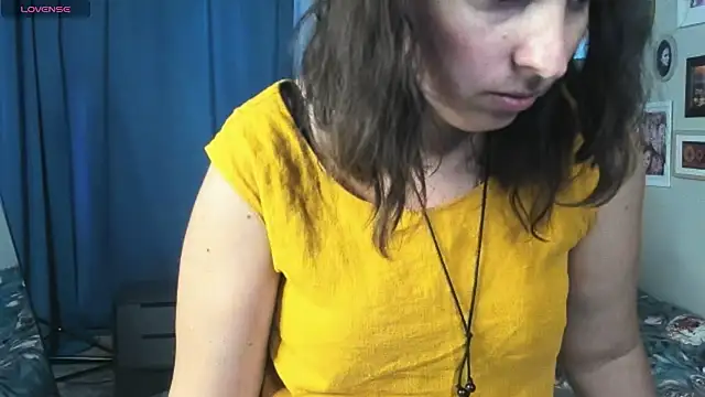 MartaEdams webcam