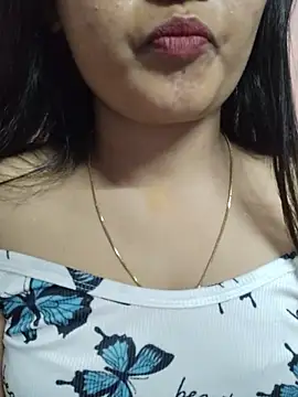 Wild-janvi webcam