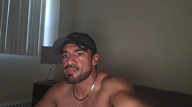 piggylatino webcam