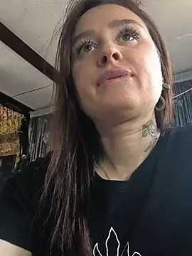 KikiXRed webcam