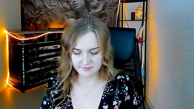 LissaTelor webcam