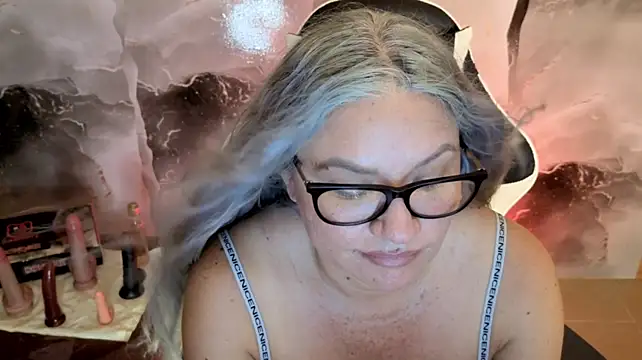 MarianL0ve webcam