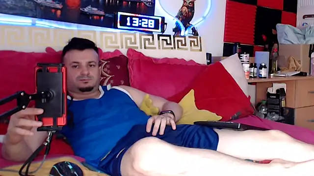 Hugec0ck007 webcam