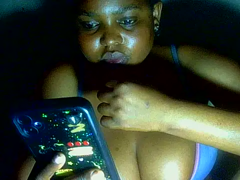 Yaspretty6 webcam